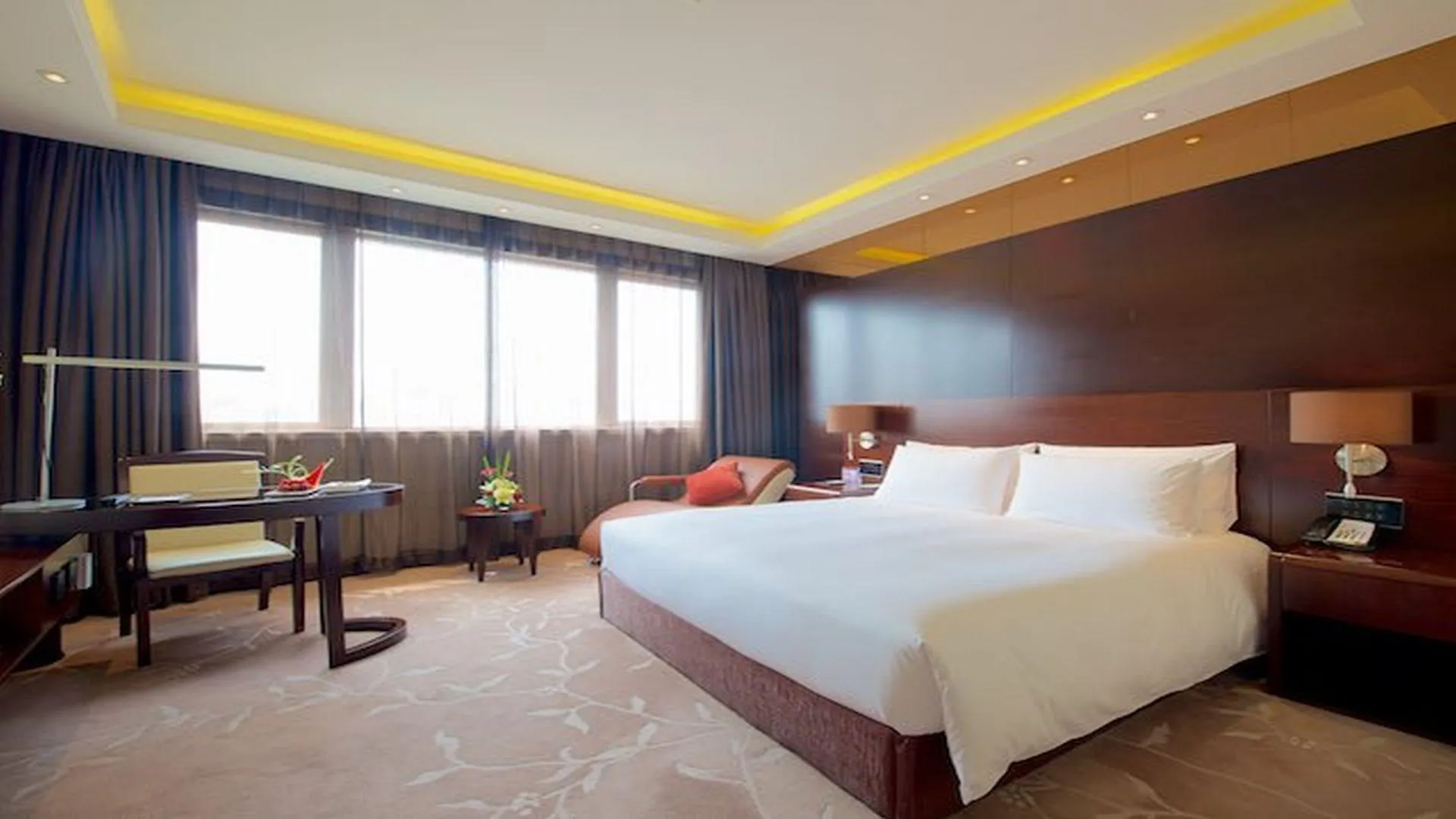 Madison Shanghai Hongqiao China
